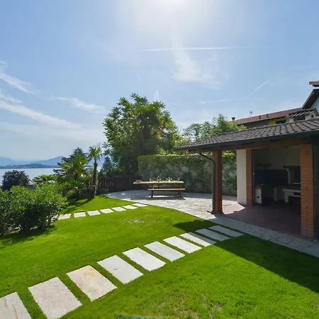 The View Apartment Baveno