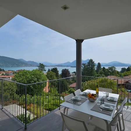 The View Apartment Baveno