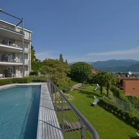 The View Apartment Baveno